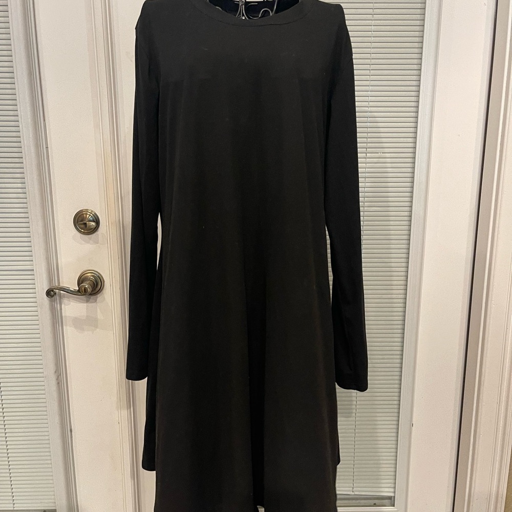 Elegant Black Long Sleeve Dress